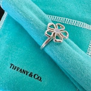 Tiffany & Co Sterling Silver Stencil Flower Ring Size 5.5